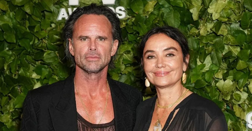 Sandy Goggins Marriage to Janet Long